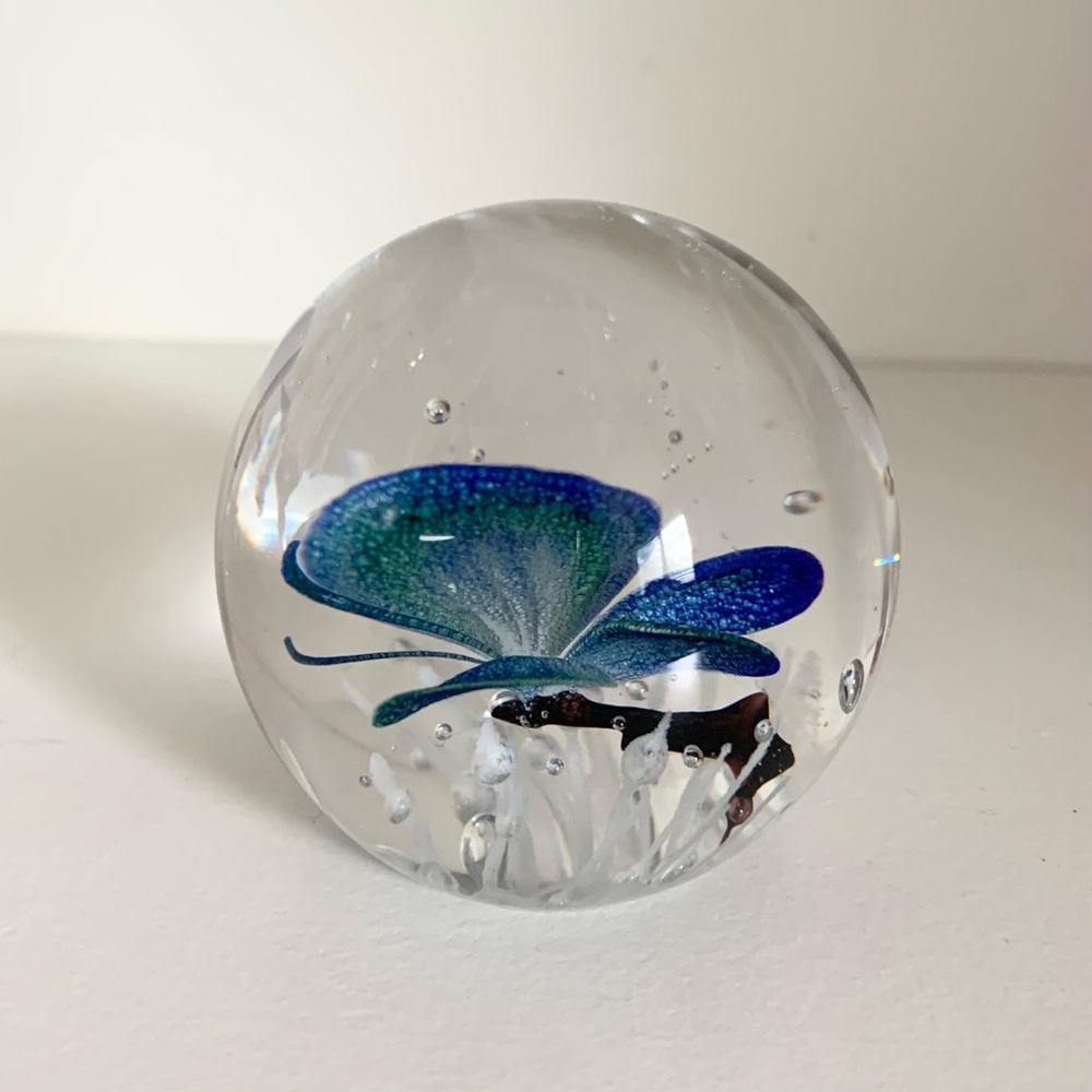Dynasty gallery crystal dome